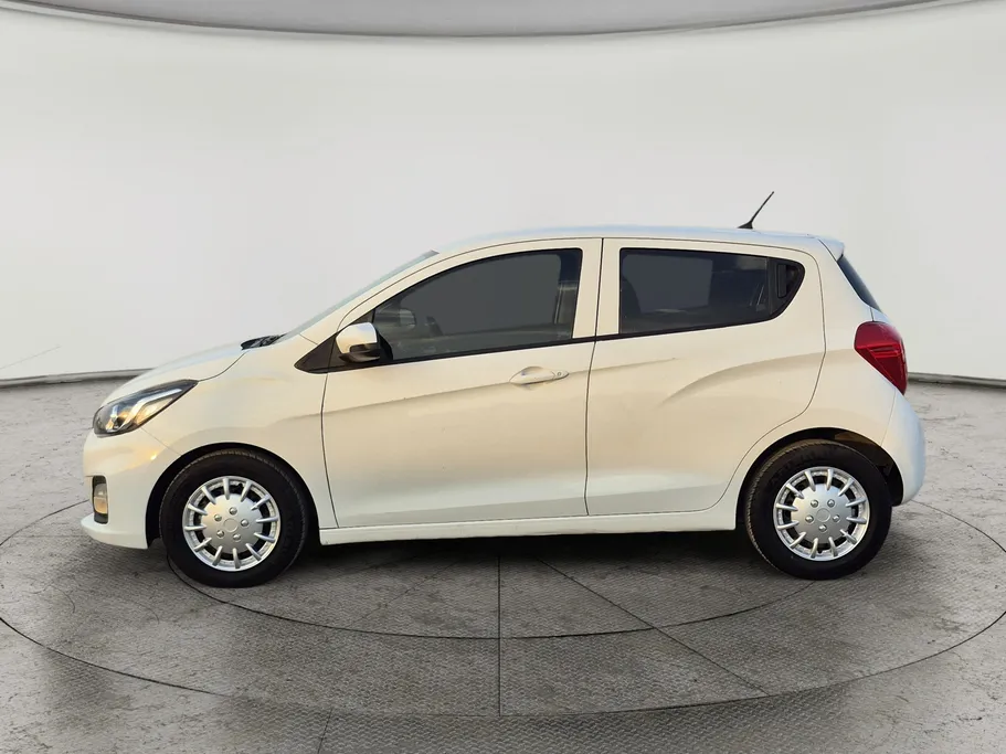 2021 Chevrolet Spark LS 