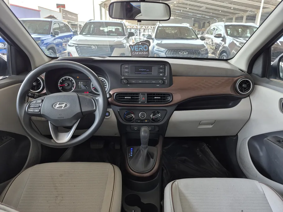 2024 Hyundai Grand i10 Smart