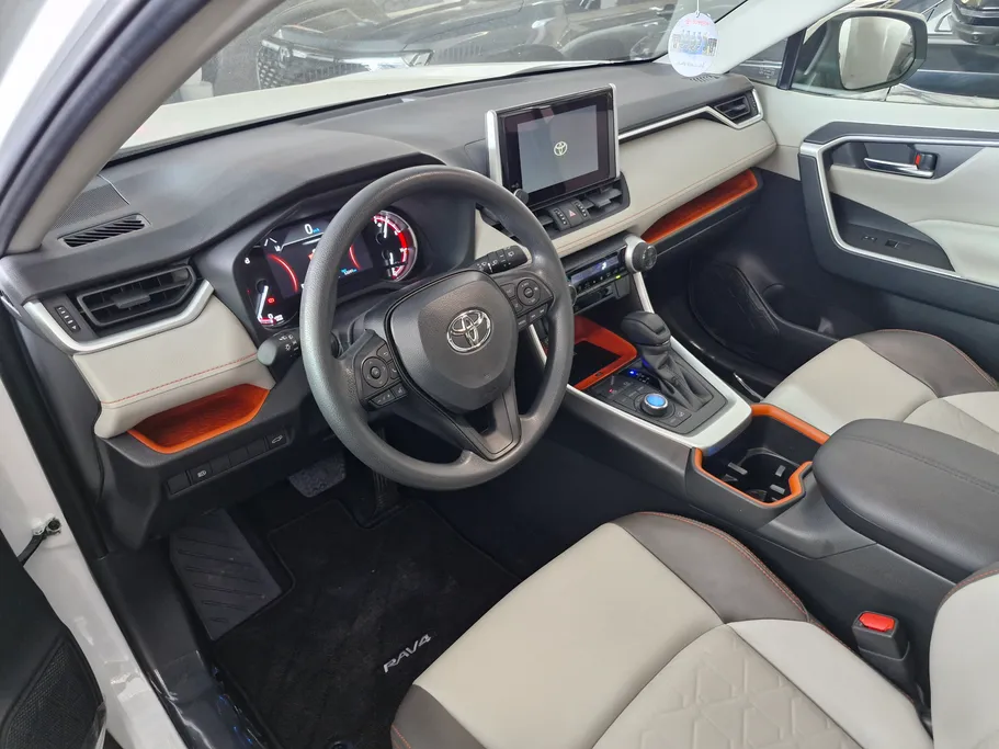 2024 Toyota RAV4 ADVENTURE 