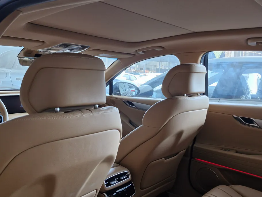 2025 Genesis G80 PRESTIGE 