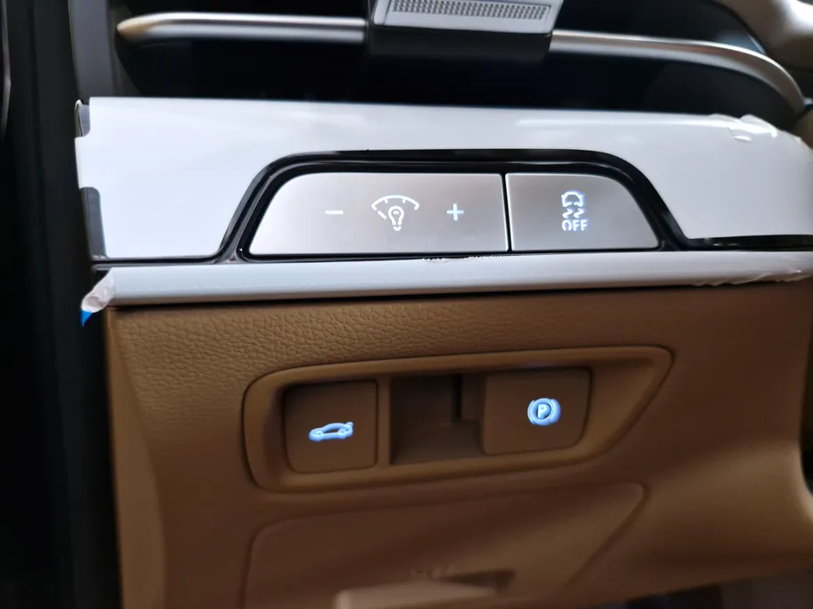 2025 Genesis G80 PRESTIGE 