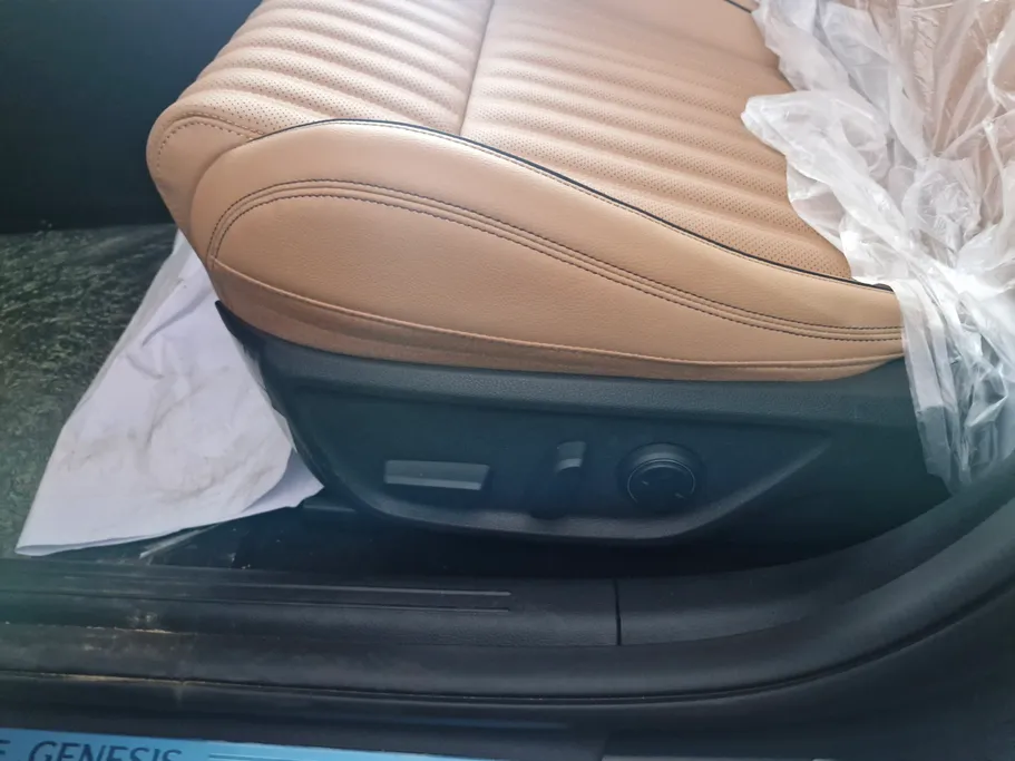 جينيسيس G70  2025 