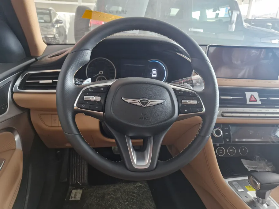 جينيسيس G70  2025 