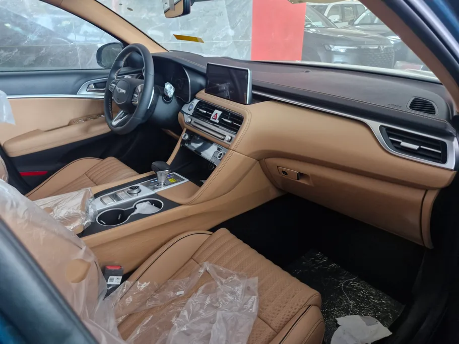 جينيسيس G70  2025 