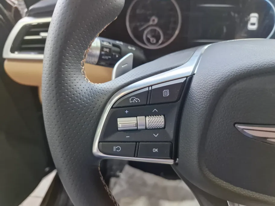 2025 Genesis G70  