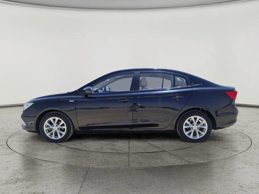 2022 MG 5 STD 