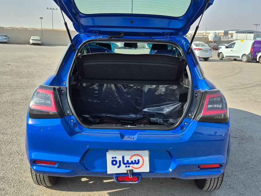 سوزوكي سويفت GLX 2025 