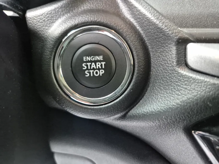 2025 Suzuki Swift GLX 