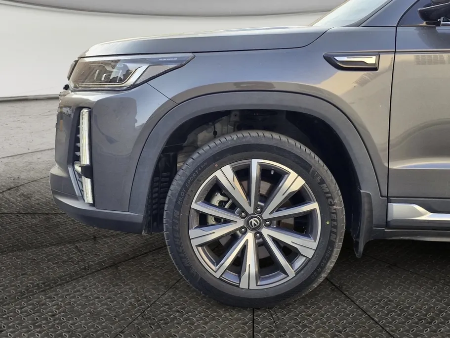 2024 Changan CS95 Platinum 