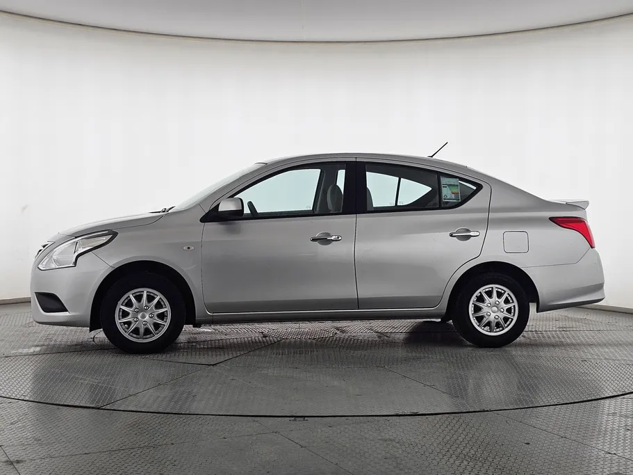 2020 Nissan Sunny SV 