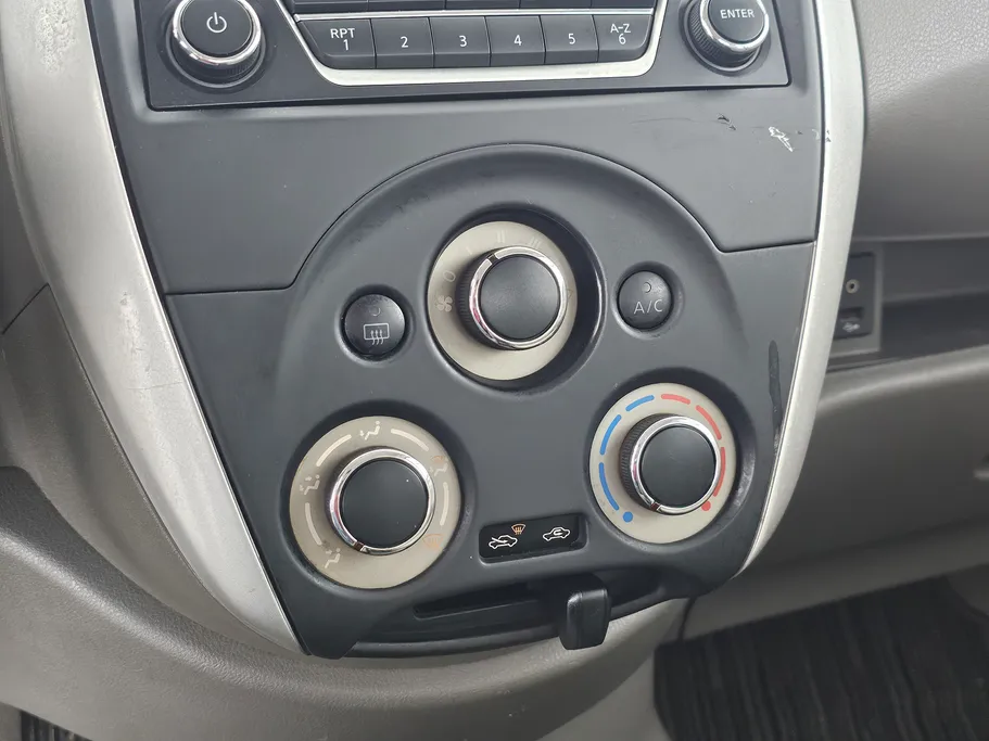 2020 Nissan Sunny SV 