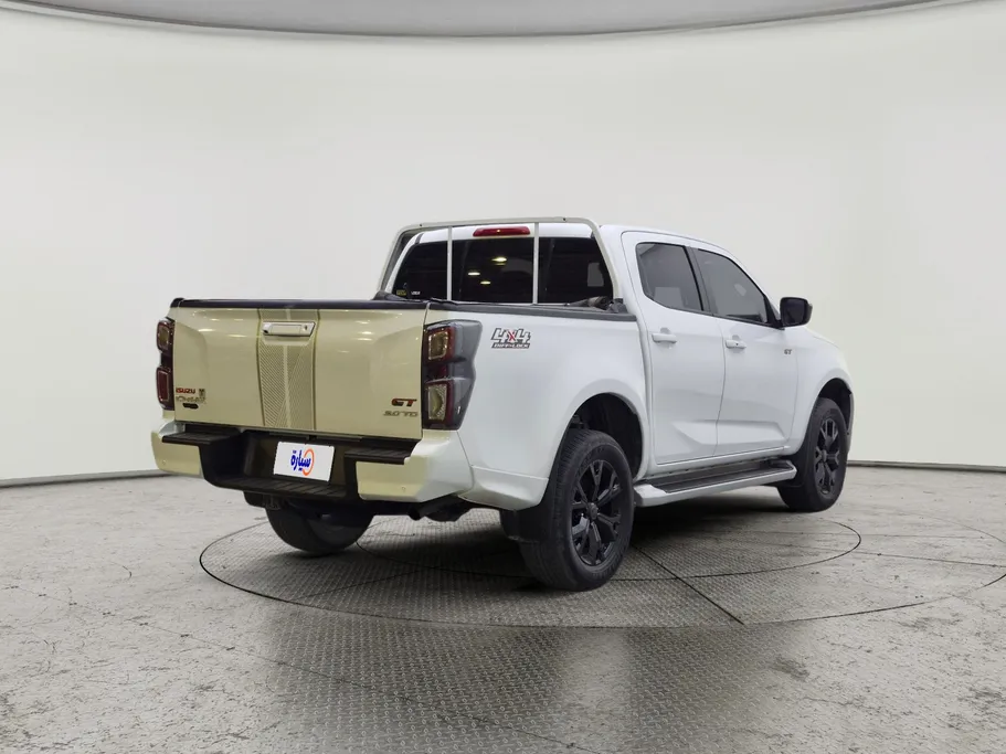 2023 Isuzu D-max GT 
