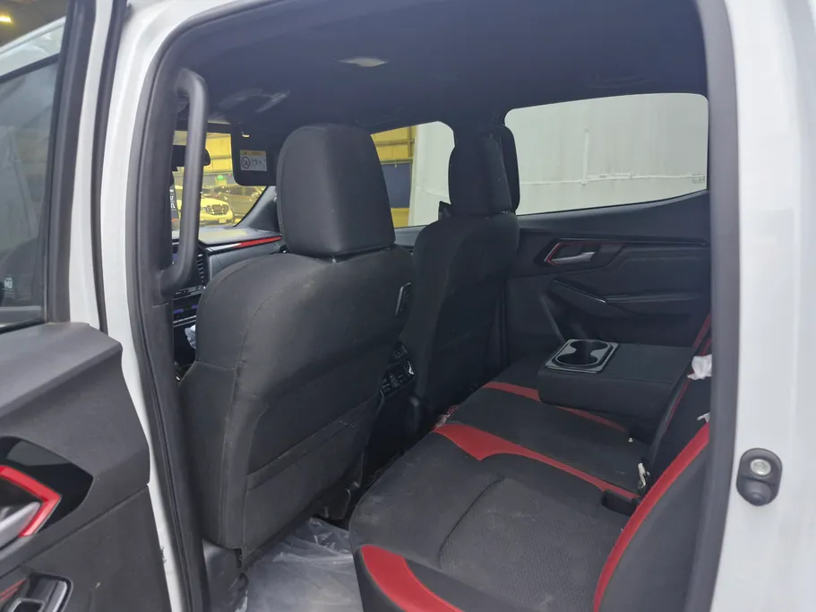 2023 Isuzu D-max GT 