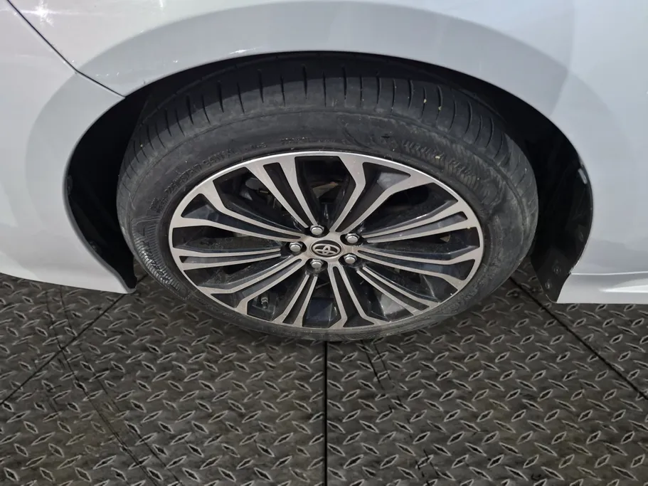 2023 Toyota Corolla XLI Executive Moonroof 