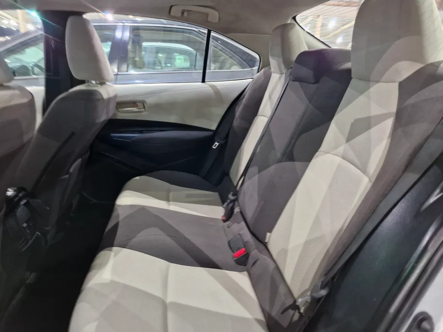 تويوتا كورولا XLI Executive Moonroof 2023 