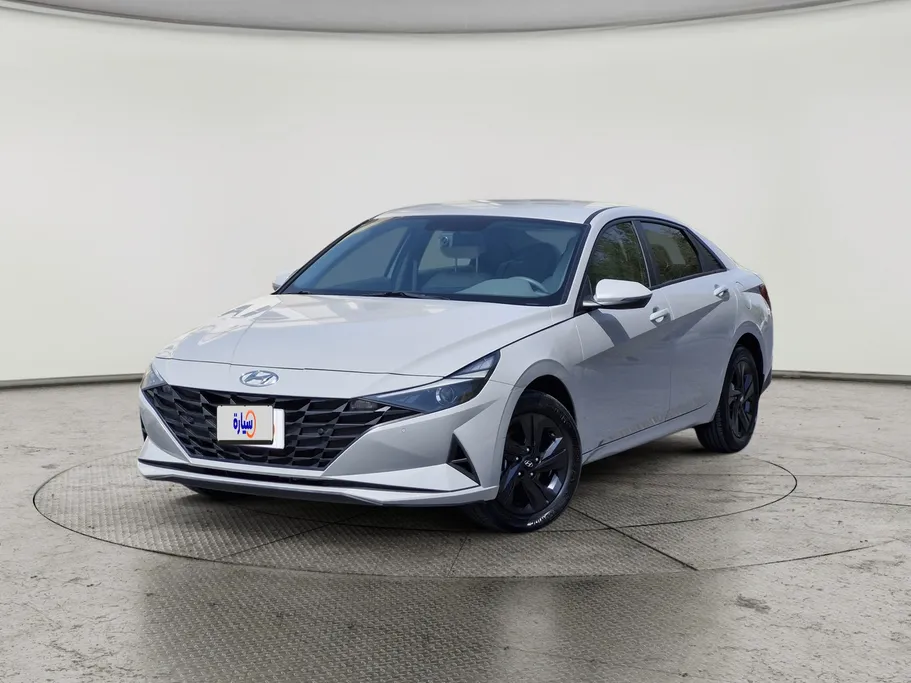 2023 Hyundai Elantra Smart 