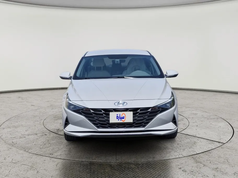 2023 Hyundai Elantra Smart 