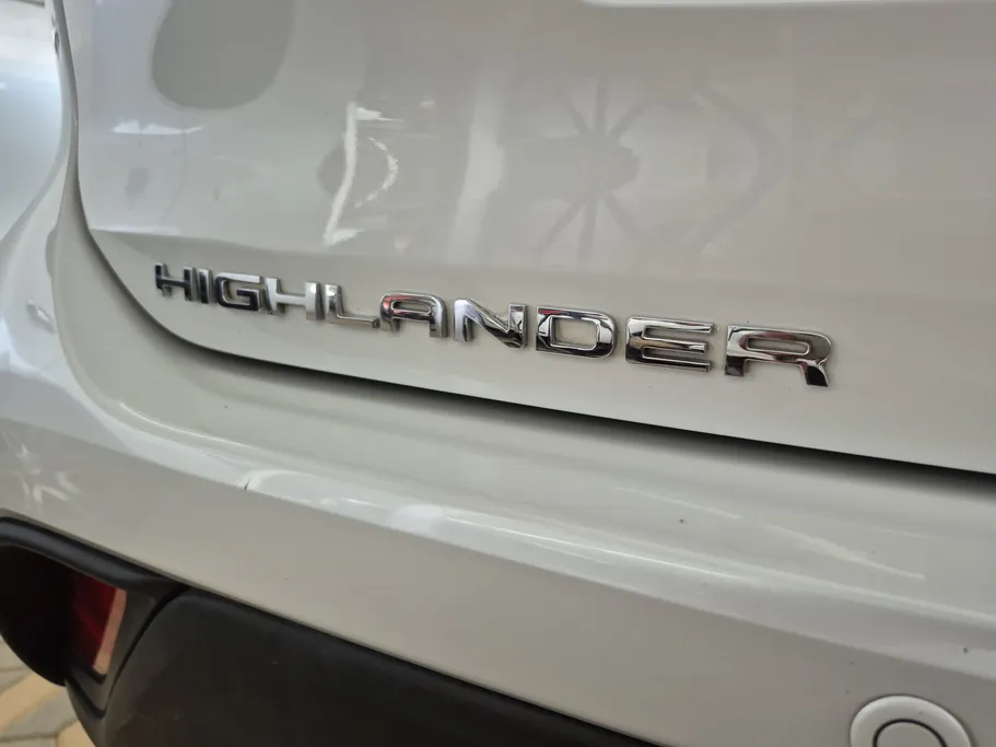 2023 Toyota Highlander GLE 