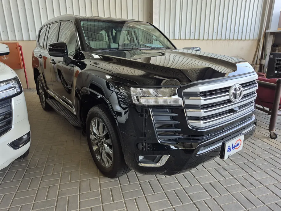 2024 Toyota Land Cruiser GXR3 DSL 