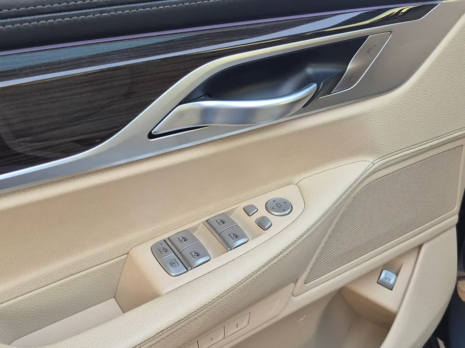 2020 BMW 7 Series 730Li 