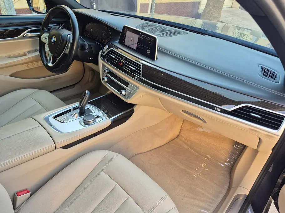 2020 BMW 7 Series 730Li 