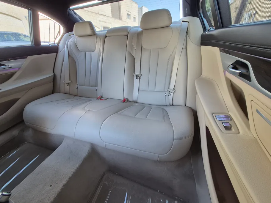 2020 BMW 7 Series 730Li 