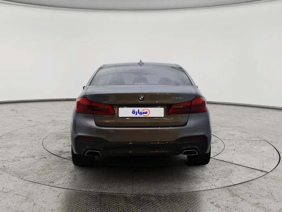 2017 BMW 5 Series 540i 