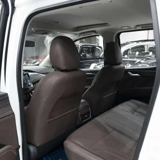 دونج فينج ريتش 7  2025 