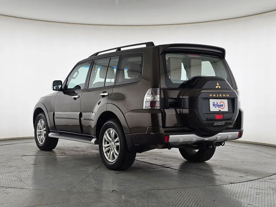 2022 Mitsubishi Pajero GLS 4Doors 