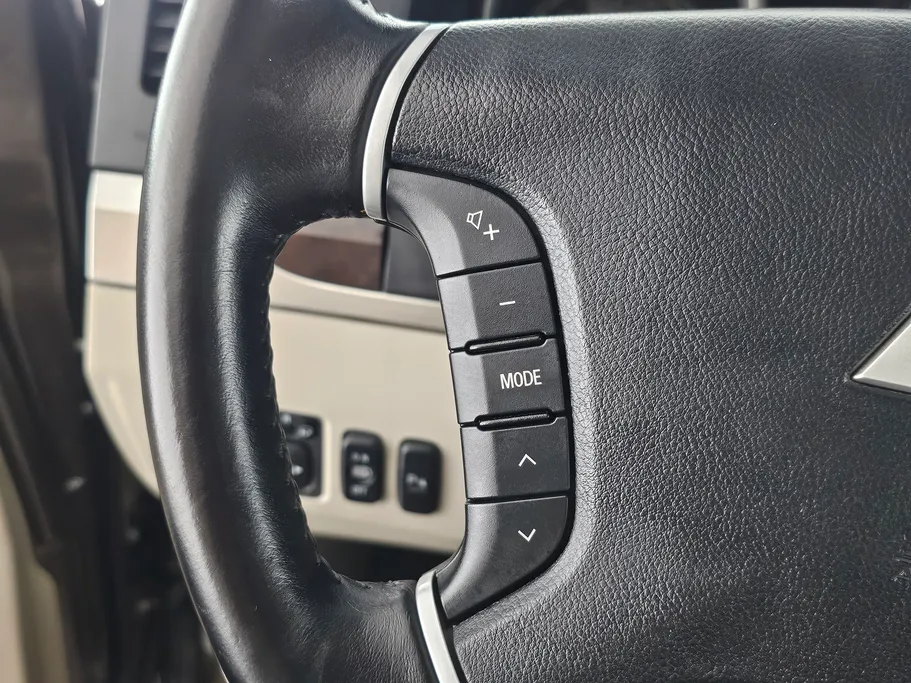 2022 Mitsubishi Pajero GLS 4Doors 