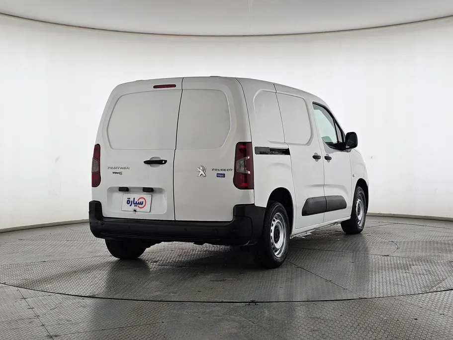 بيجو بارتنر Short van 2022 