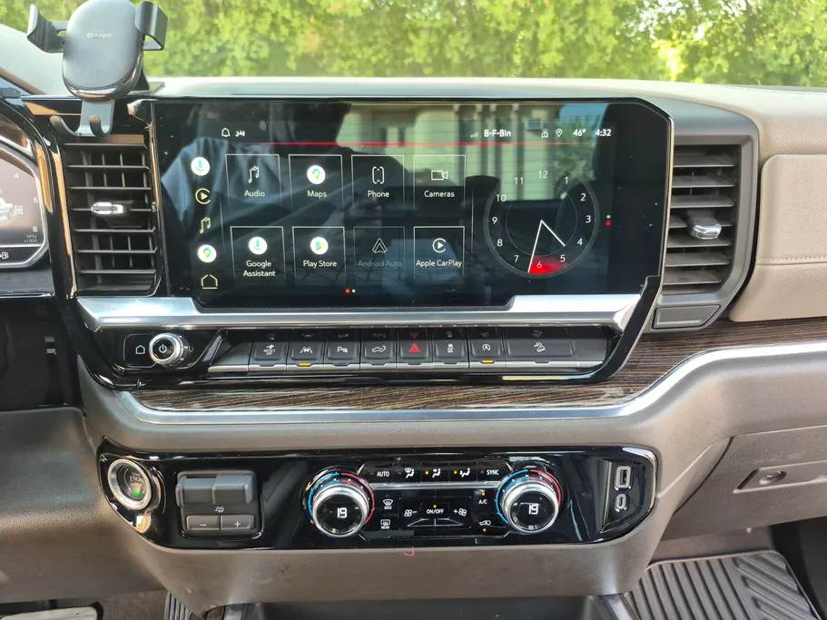 2022 GMC Sierra Elevation 