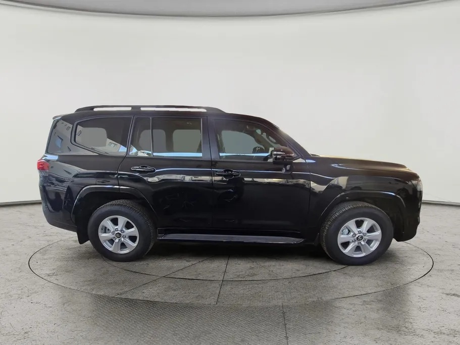 2024 Toyota Land Cruiser GXR 