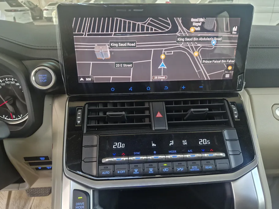 2024 Toyota Land Cruiser GXR 