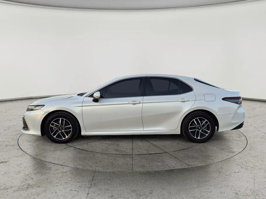 2023 Toyota Camry  LE 