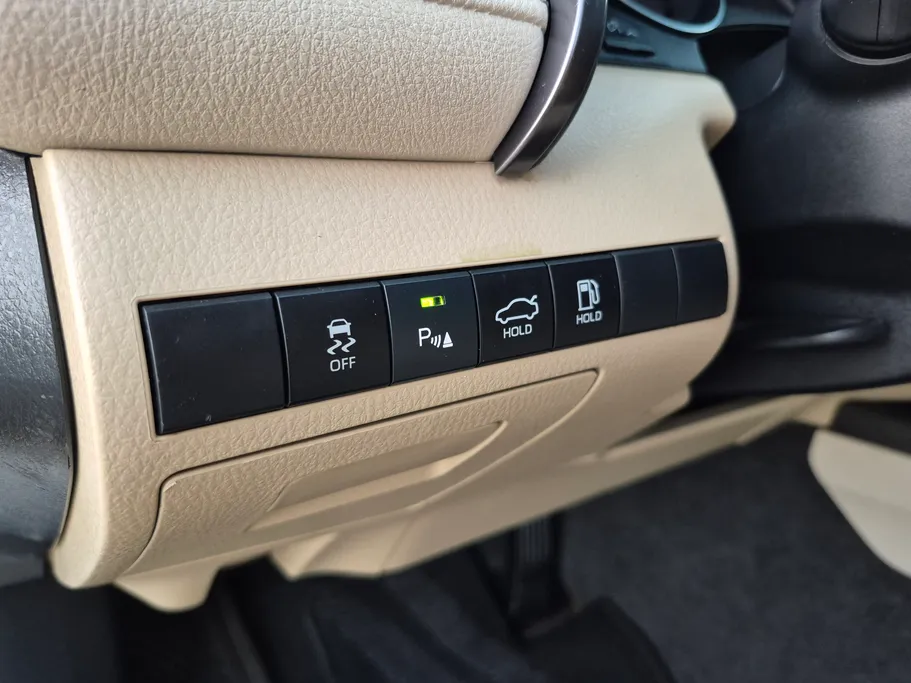 2023 Toyota Camry  LE 