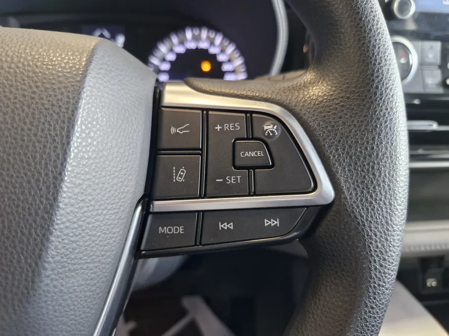 تويوتا هايلاندر LE 2021 