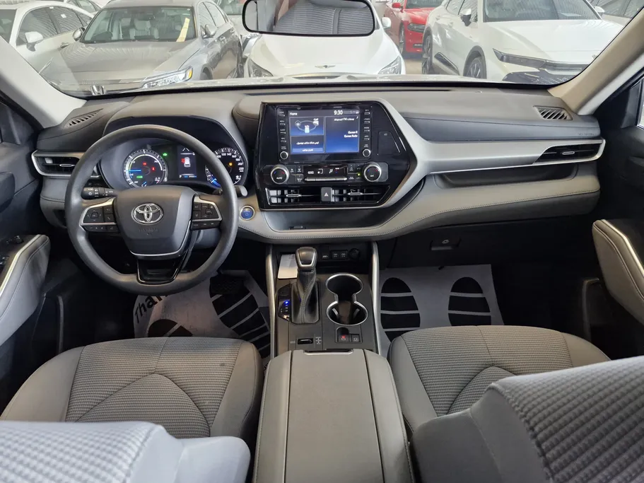 تويوتا هايلاندر LE 2021 