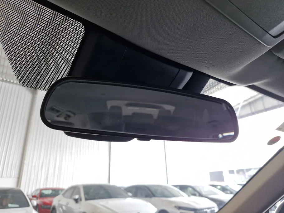 تويوتا هايلاندر LE 2021 