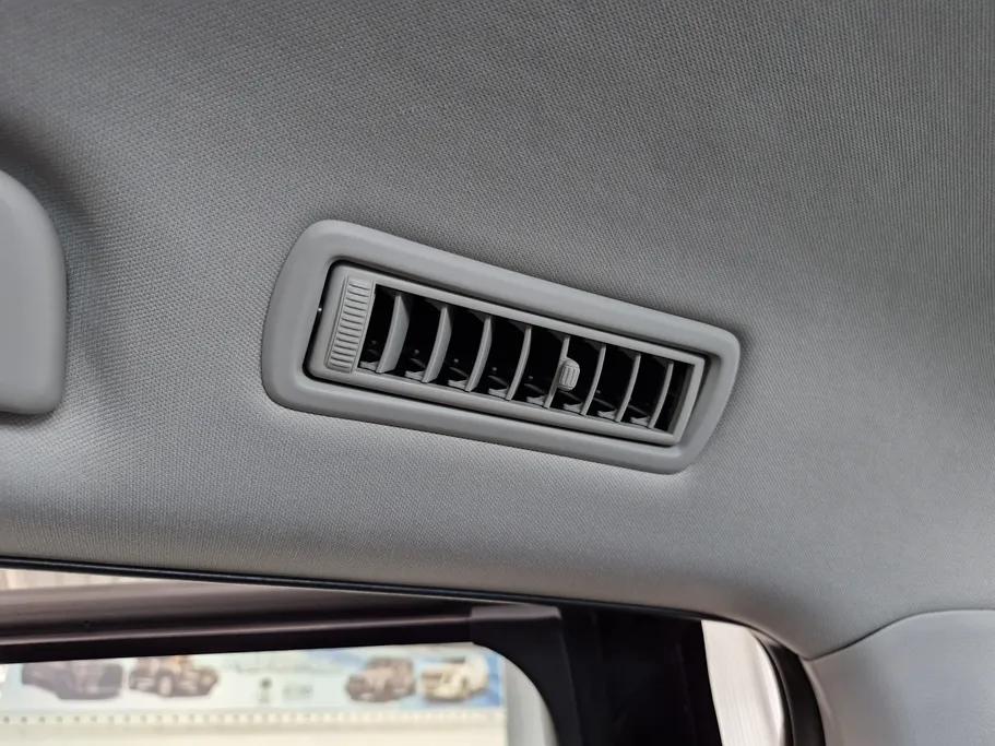 تويوتا هايلاندر LE 2021 