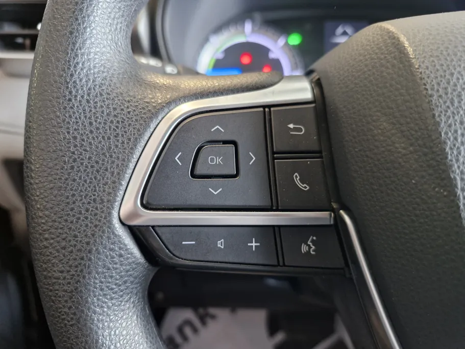 تويوتا هايلاندر LE 2021 