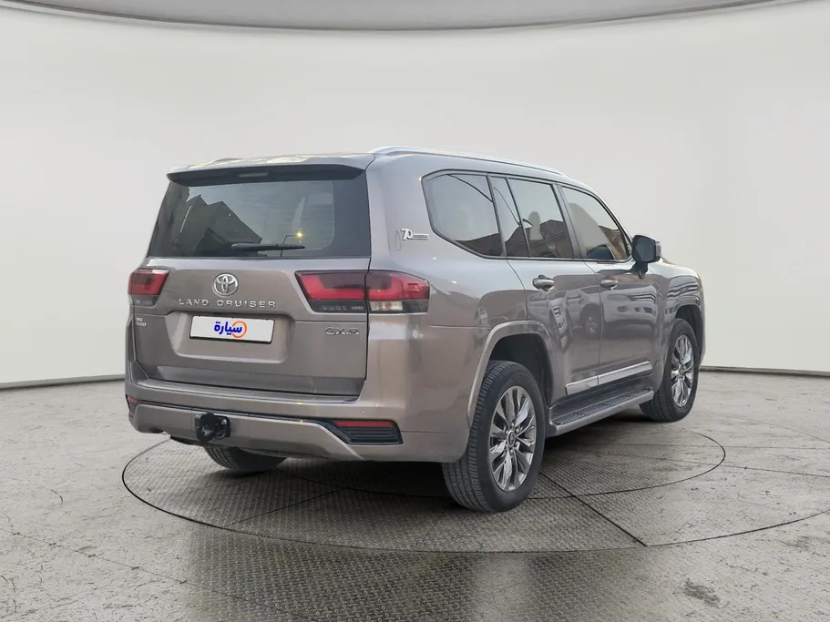 2022 Toyota Land Cruiser GXR3 