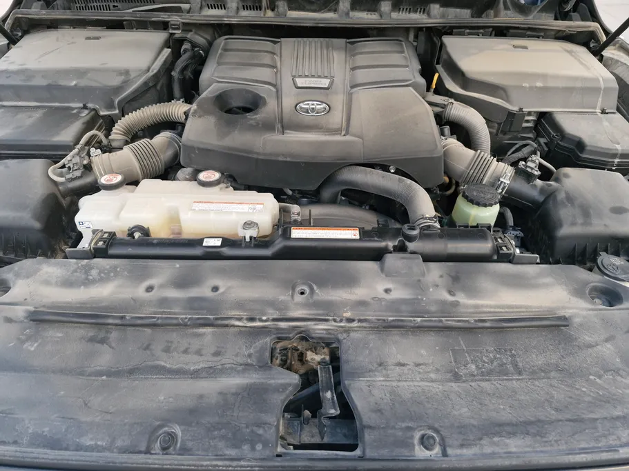 2022 Toyota Land Cruiser GXR3 