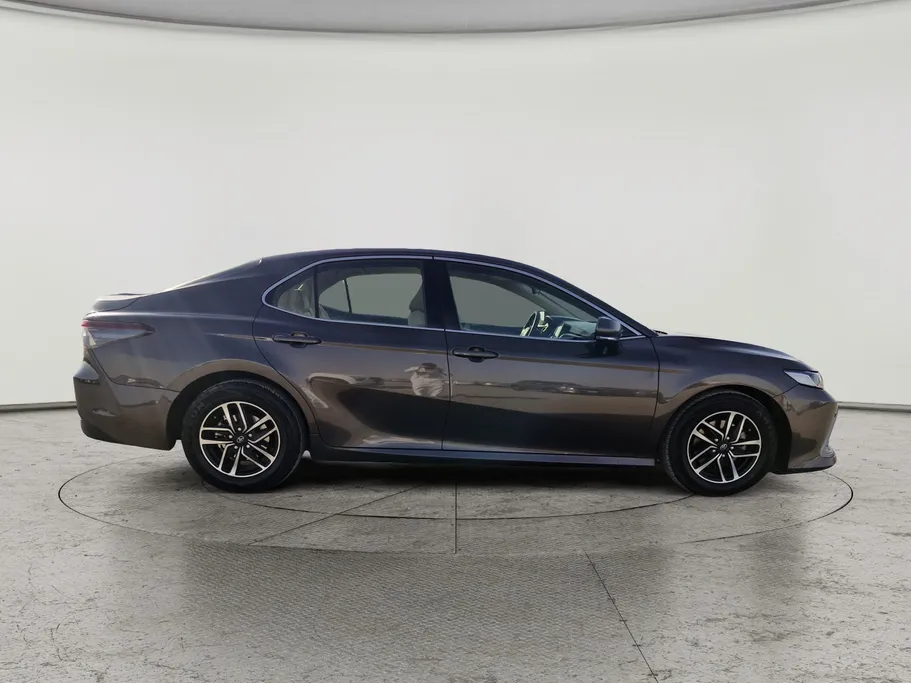 2023 Toyota Camry  LE 