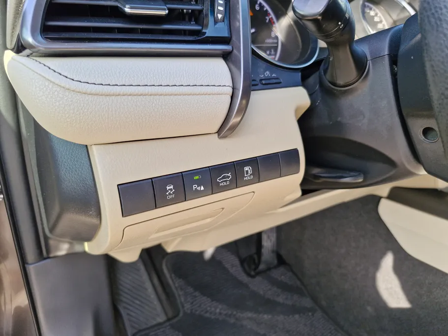 2023 Toyota Camry  LE 