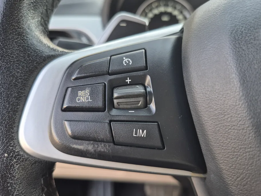 2022 BMW X Series 2 S Drive 20I 