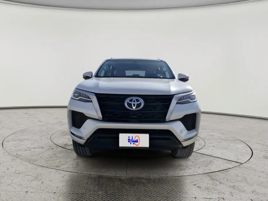 2022 Toyota Fortuner GX2 4x4 