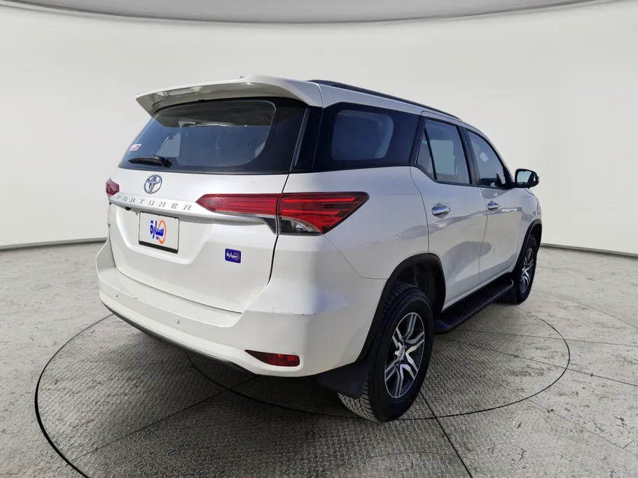 2022 Toyota Fortuner GX2 4x4 