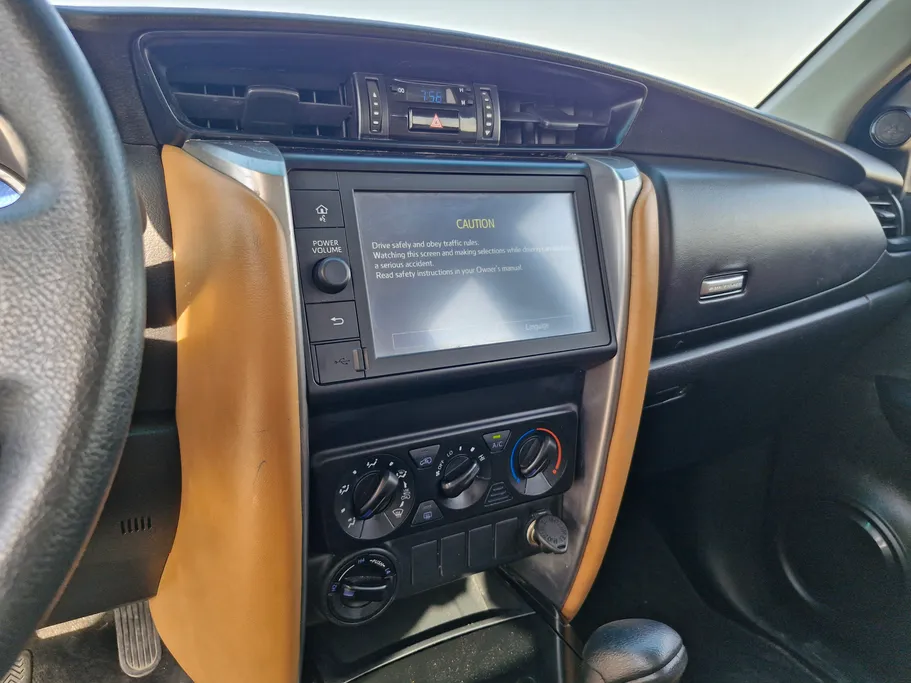 2022 Toyota Fortuner GX2 4x4 