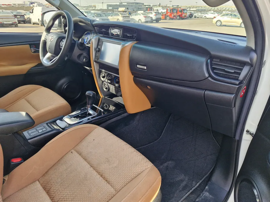 2022 Toyota Fortuner GX2 4x4 